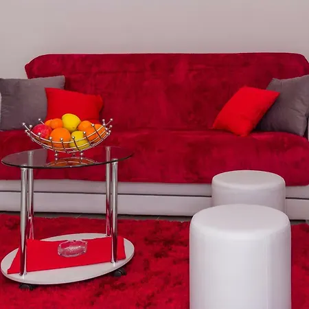Ema Apartment